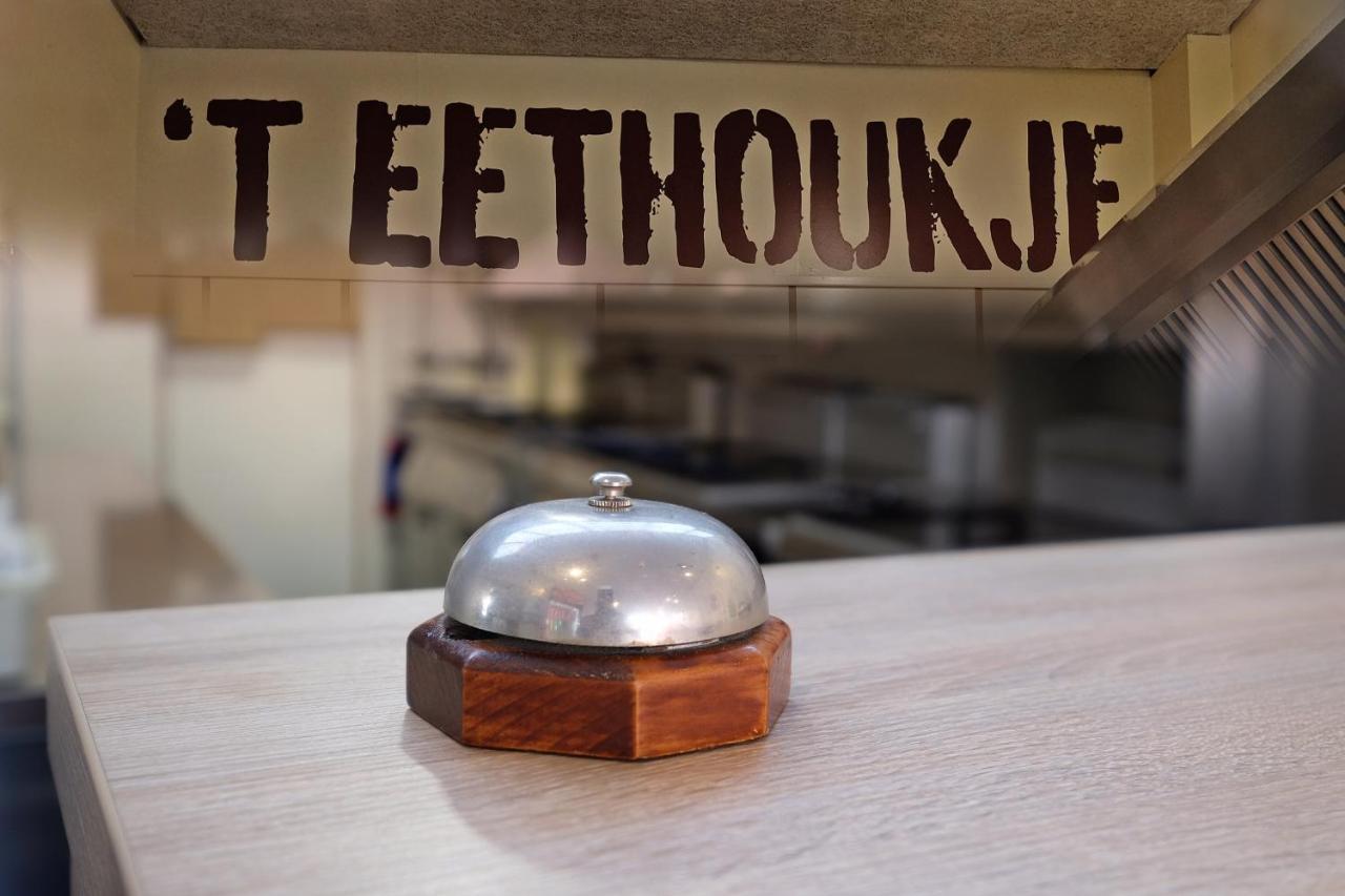 Hotel Martenshoek Hoogezand ภายนอก รูปภาพ